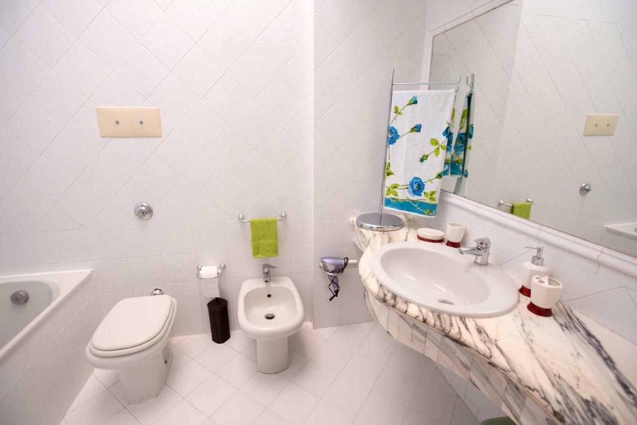 Mia Guesthouse Чефалу Екстериор снимка