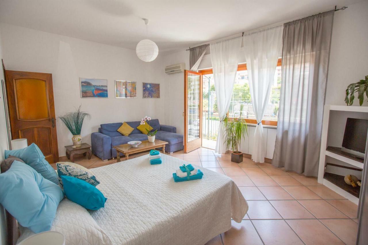 Mia Guesthouse Чефалу Екстериор снимка