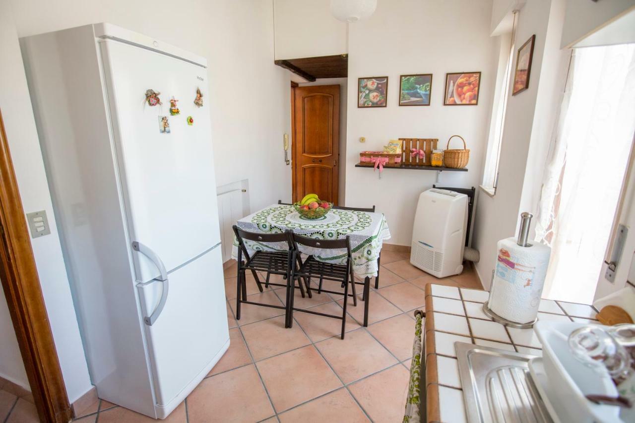 Mia Guesthouse Чефалу Екстериор снимка
