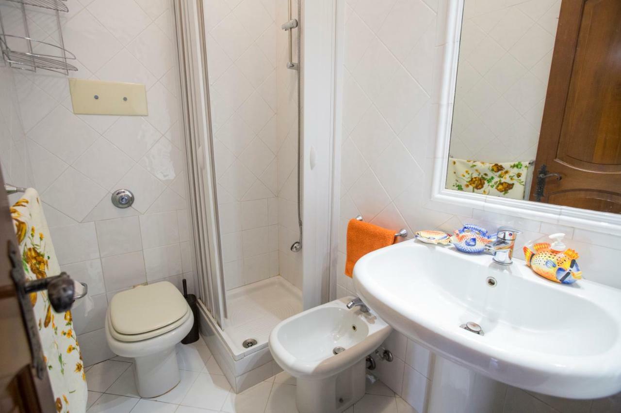 Mia Guesthouse Чефалу Екстериор снимка