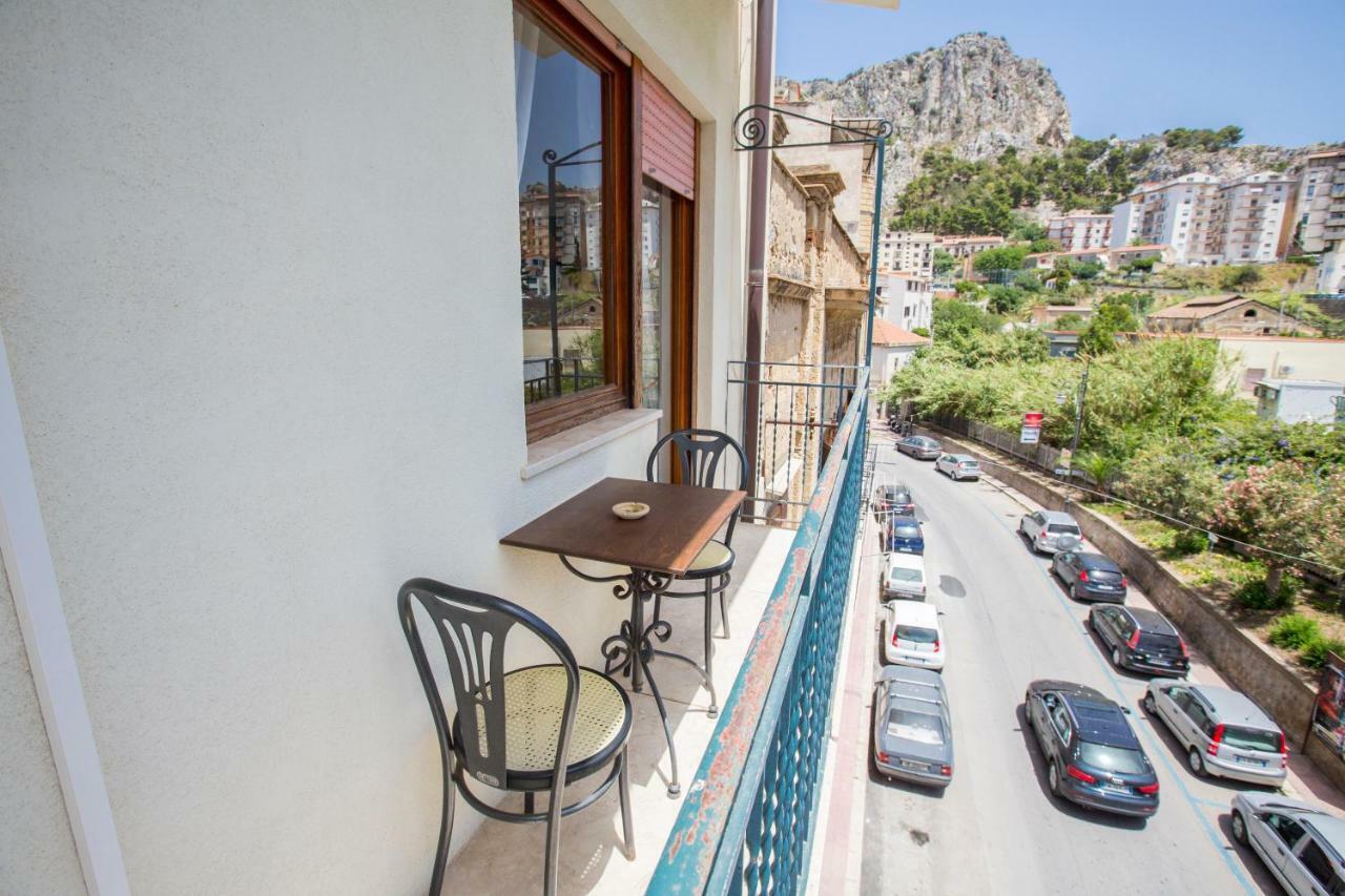 Mia Guesthouse Чефалу Екстериор снимка