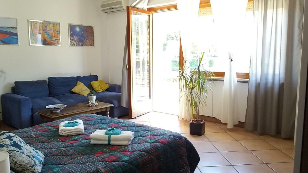 Mia Guesthouse Чефалу Екстериор снимка